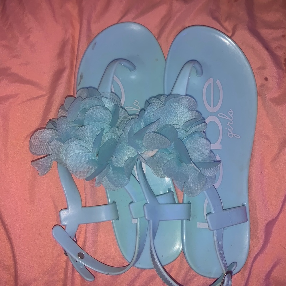 Kids sandals